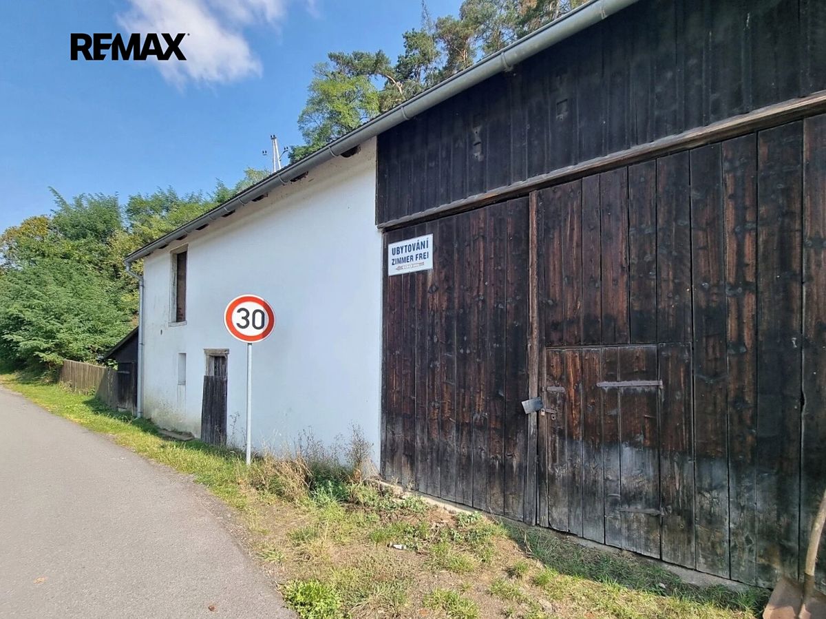 Prodej rodinného domu 100 m², pozemek 691 m² – fotografie 4