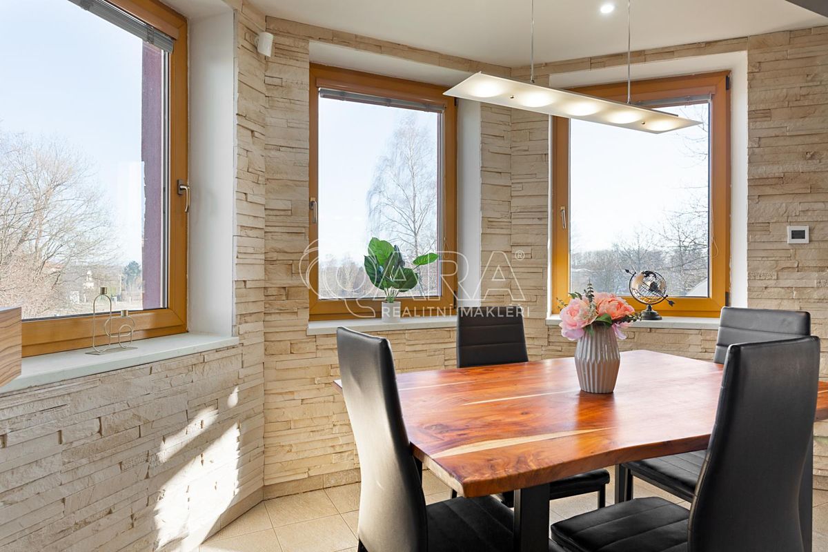 Pronájem rodinného domu 122 m², pozemek 890 m² – fotografie 5