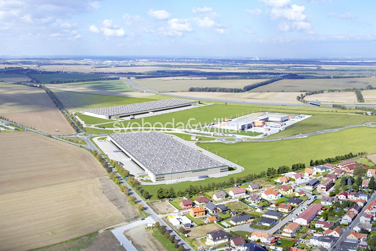 Pronájem výrobní haly, prostoru 8872 m²