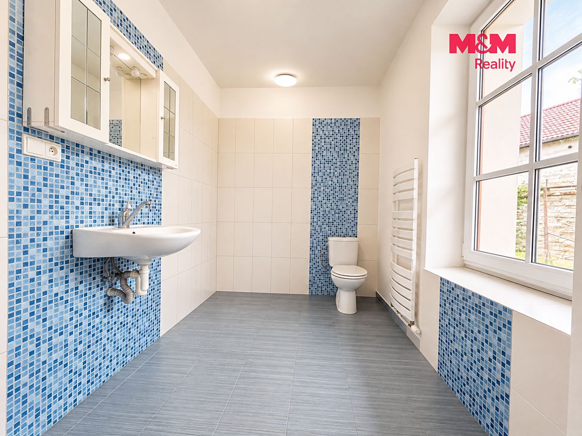 Prodej rodinného domu 124 m², pozemek 858 m² – fotografie 3