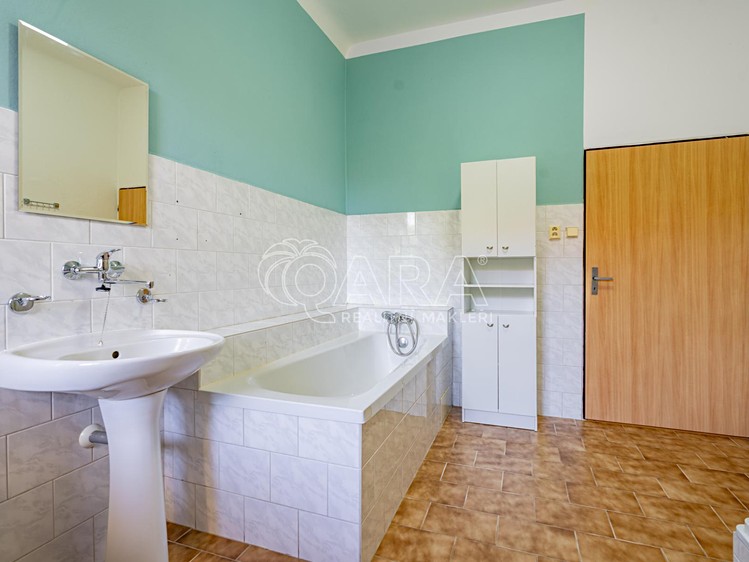 Prodej domu, 320 m² (37 z 47)