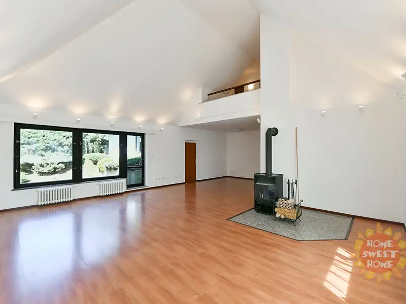 Pronájem rodinného domu 417 m², pozemek 1208 m², Praha – náhled fotky 3