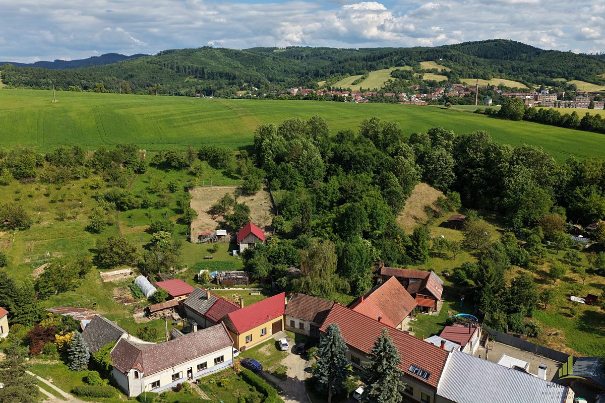 Prodej stavebního pozemku 4565 m²