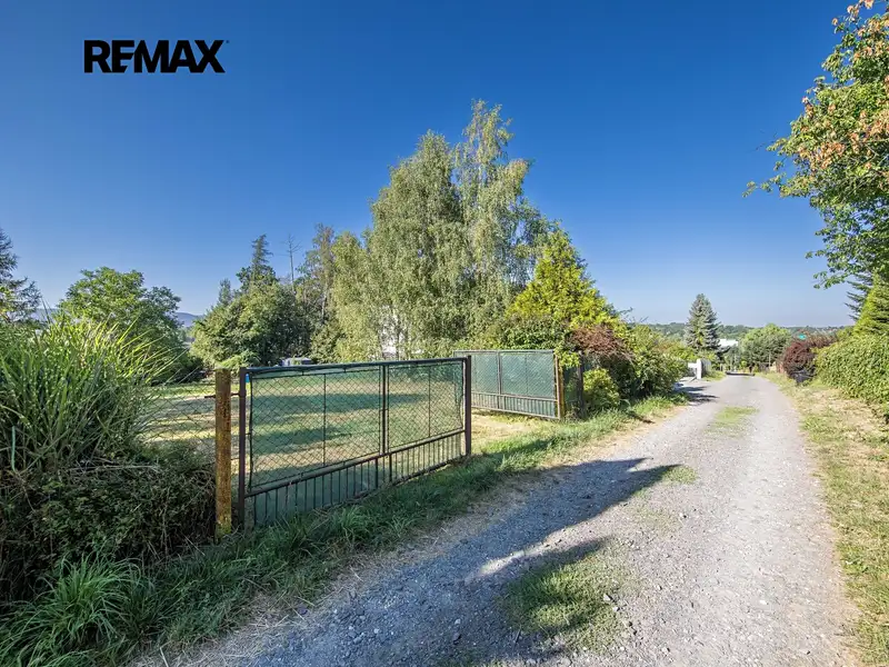 Prodej stavebního pozemku 1738 m², Příbor – náhled fotky 2