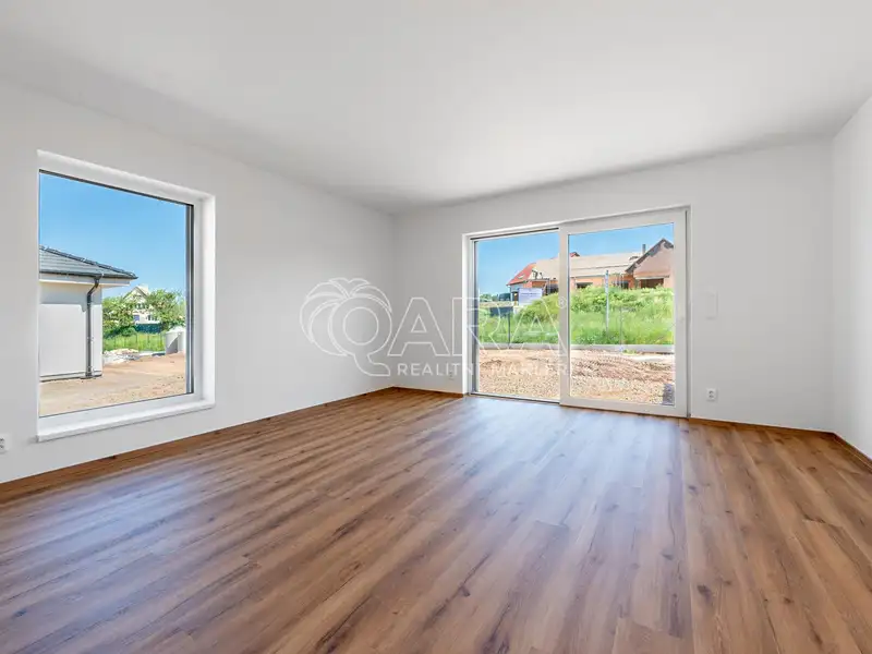 Prodej bytu 3+kk 68 m², Olešná – náhled fotky 1