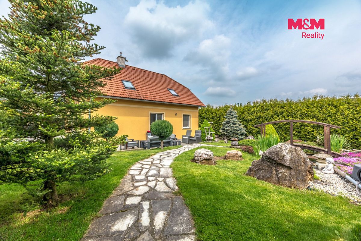 Prodej rodinného domu 312 m², pozemek 1152 m² – fotografie 5