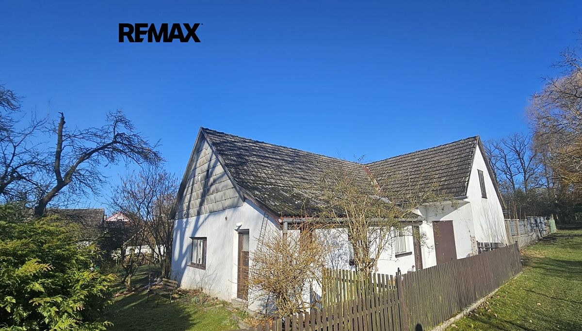 Prodej rodinného domu 80 m², pozemek 169 m² – fotografie 2