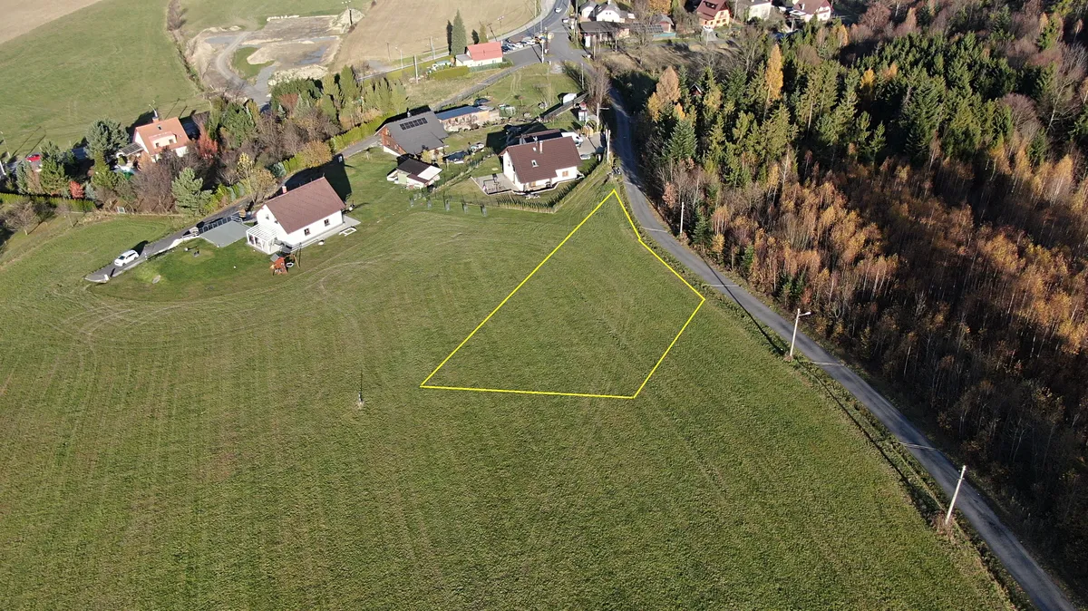 Prodej stavebního pozemku 2000 m²