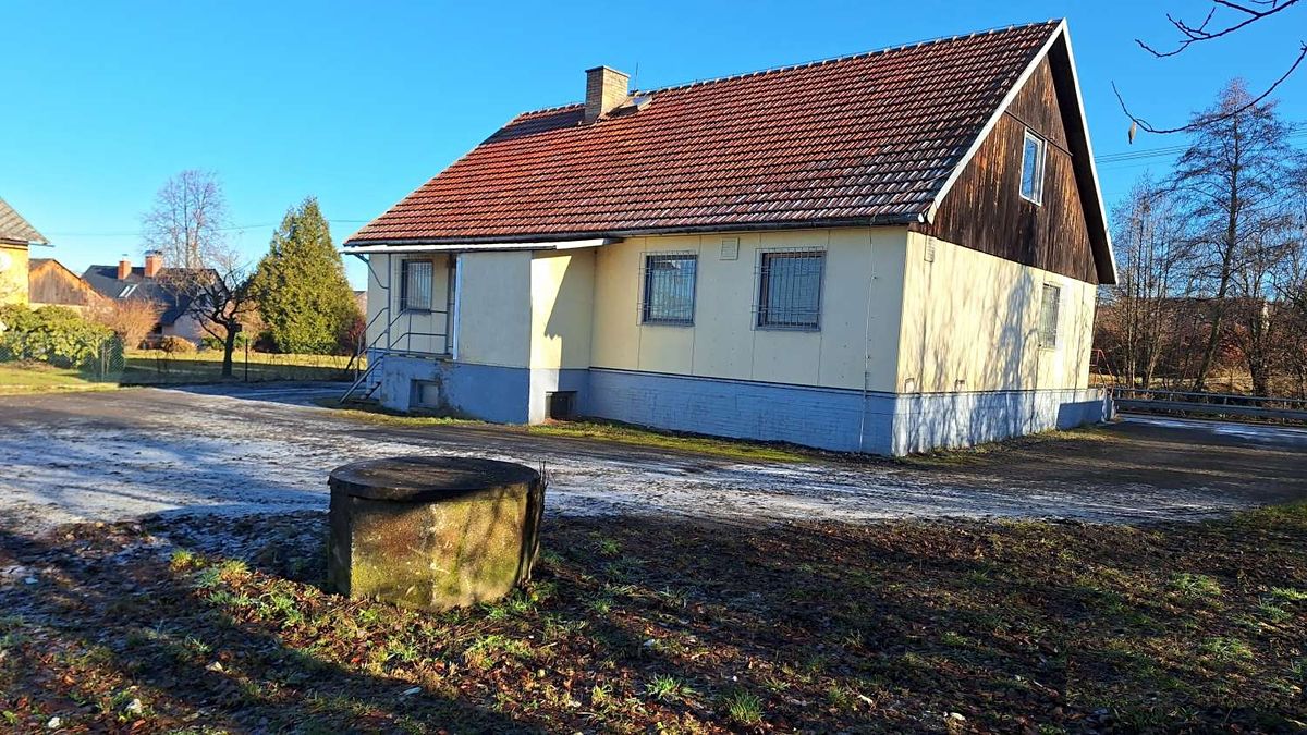 Prodej obchodního prostoru 112 m² – fotografie 2