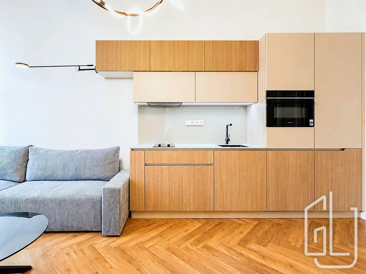 Pronájem bytu 2+kk 64 m² – fotografie 4