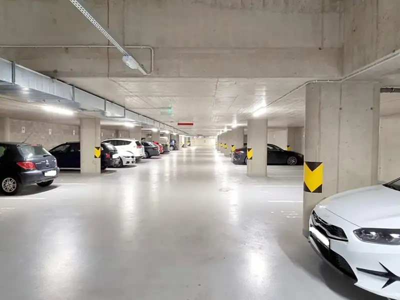 Pronájem garážového stání 12 m², Praha – náhled fotky 3