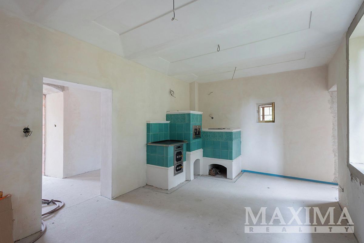 Prodej rodinného domu 272 m², pozemek 4893 m² – fotografie 5