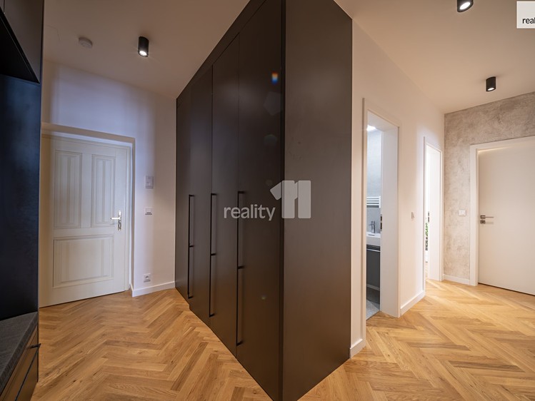 Prodej bytu 3+kk, 82 m² (8 z 30)