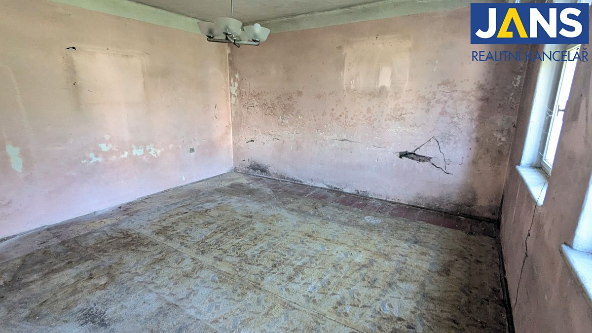 Prodej rodinného domu 121 m², pozemek 653 m² – fotografie 4