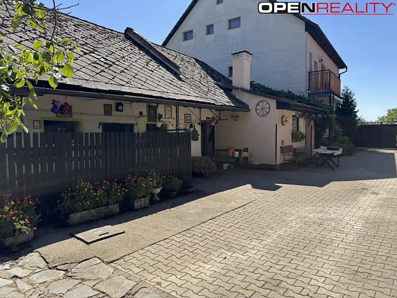 Prodej rodinného domu 321 m², pozemek 393 m², Uničov – náhled fotky 3