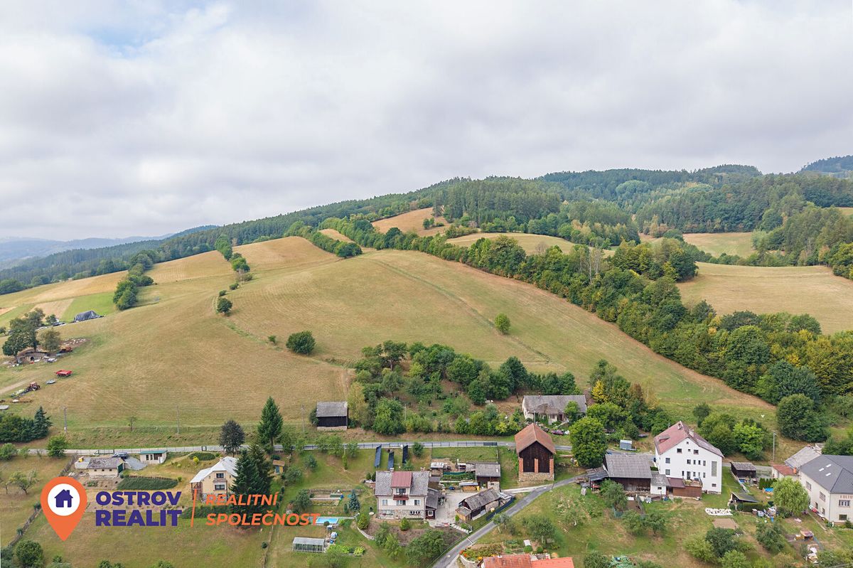 Prodej stavebního pozemku 2113 m² – fotografie 3