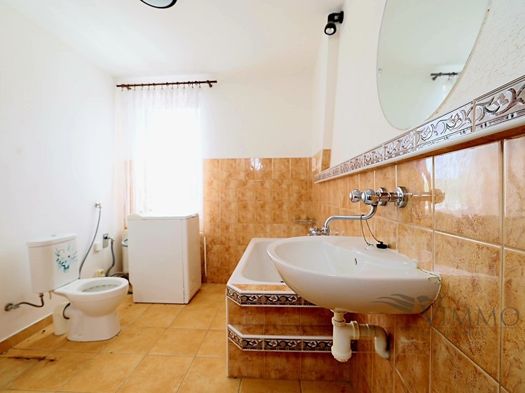 Prodej komerčního prostoru, 230 m² (20 z 34)