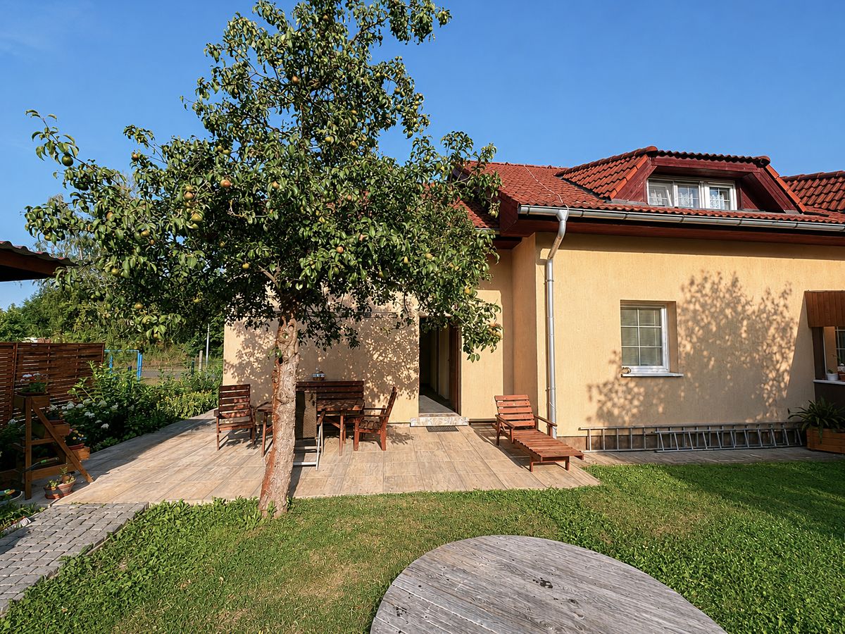 Pronájem bytu 4+kk 147 m²