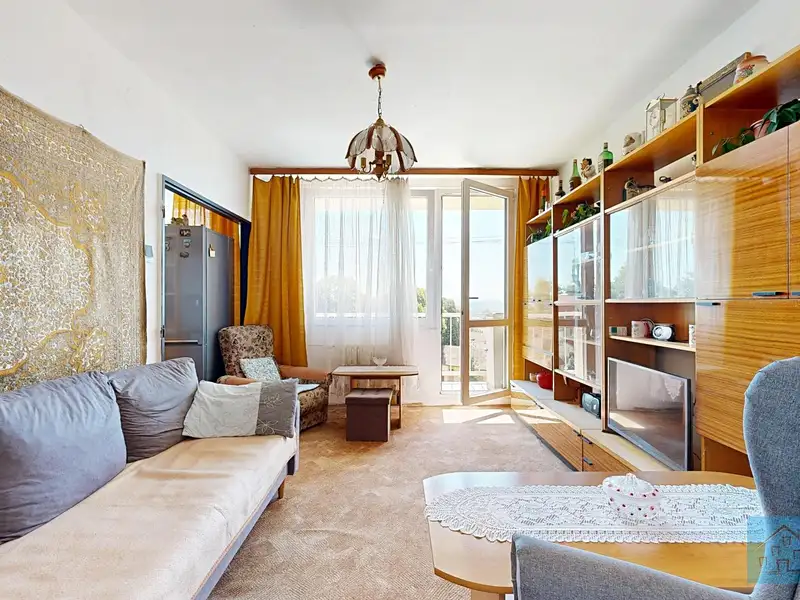 Prodej bytu 3+1 59 m², Praha – náhled fotky 1