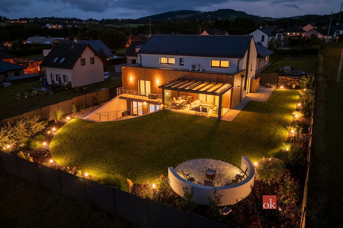 Prodej rodinného domu 333 m², pozemek 1002 m² – fotografie 5