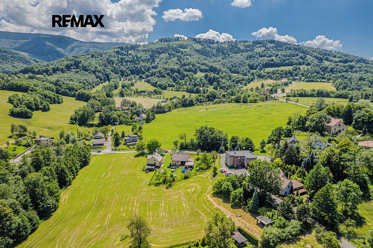 Prodej stavebního pozemku 1178 m²