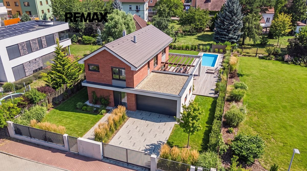 Prodej stavebního pozemku 719 m²