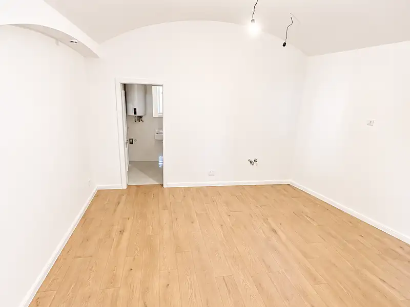 Prodej bytu 1+kk 26 m², Praha – náhled fotky 2