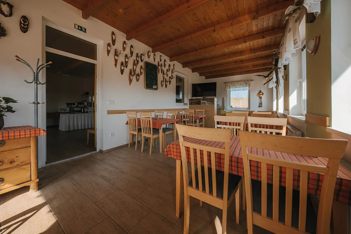 Prodej rodinného domu 280 m², pozemek 8138 m² — fotografie 11