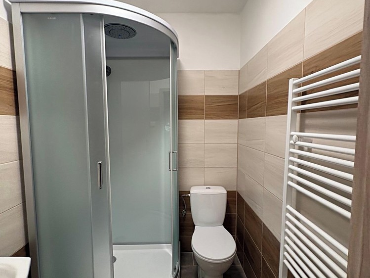 Квартира 1+kk в оренду, 16 м² (3 з 8)