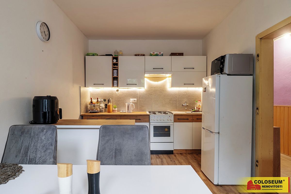 Prodej rodinného domu 90 m², pozemek 368 m² – fotografie 4