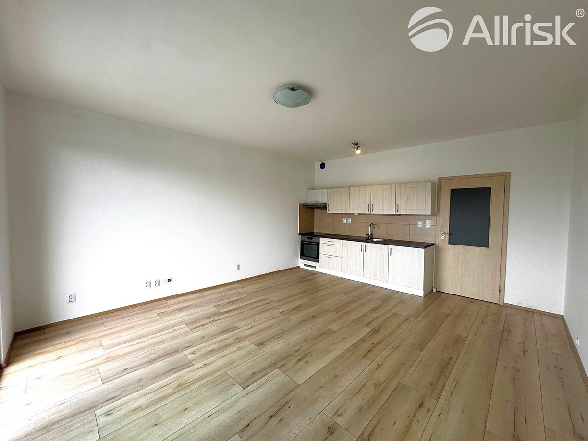 Pronájem bytu 1+kk 31 m²