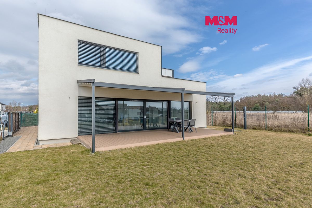 Prodej rodinného domu 178 m², pozemek 458 m²