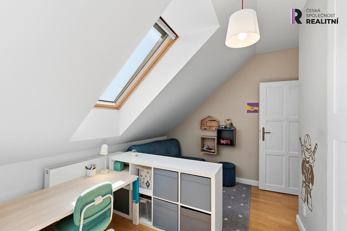 Prodej vily 173 m², pozemek 131 m² – fotografie 5