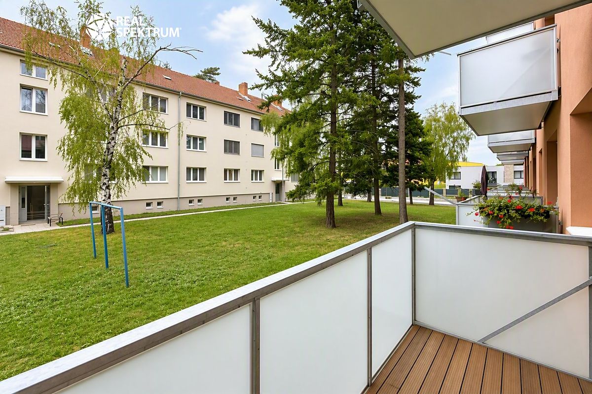 Pronájem bytu 3+1 70 m² – fotografie 2