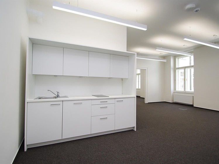 Комерційне приміщення в оренду, 154 м² (6 з 17)