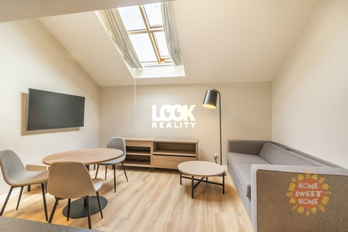 Pronájem bytu 2+kk 37 m² – fotografie 2
