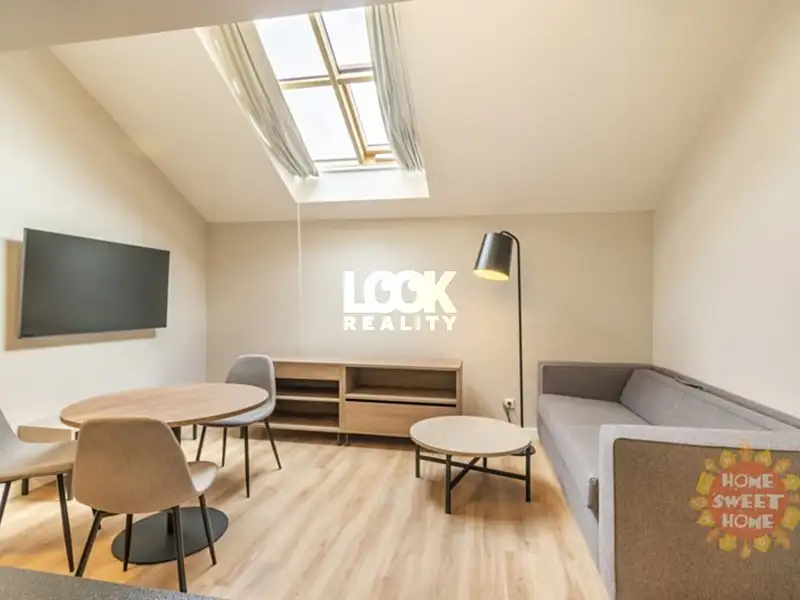 Pronájem bytu 2+kk 37 m², Praha – náhled fotky 2