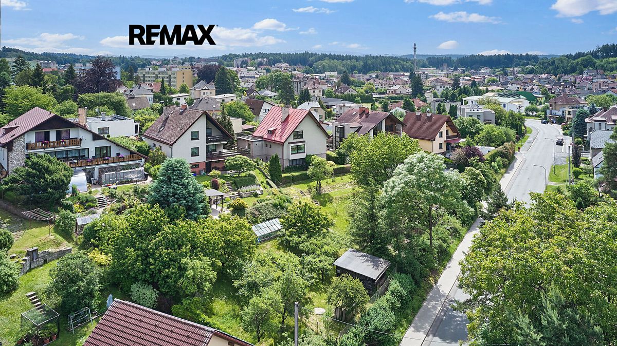 Prodej vícegeneračního domu 240 m², pozemek 985 m² – fotografie 4