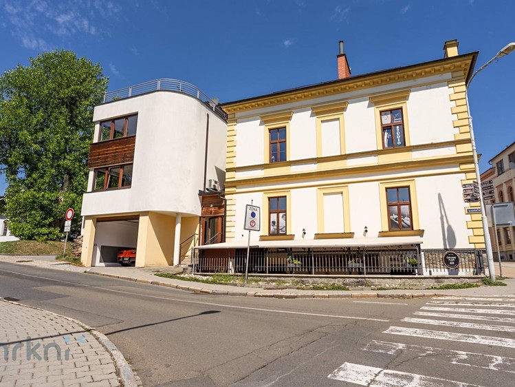 Prodej bytu atypical, 280 m² (37 z 46)