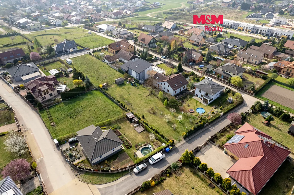 Prodej stavebního pozemku 1157 m²