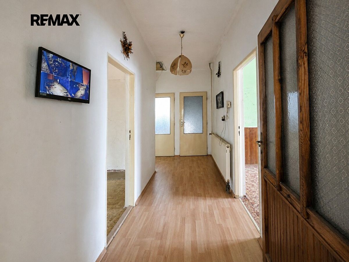 Prodej rodinného domu 80 m², pozemek 873 m² – fotografie 5