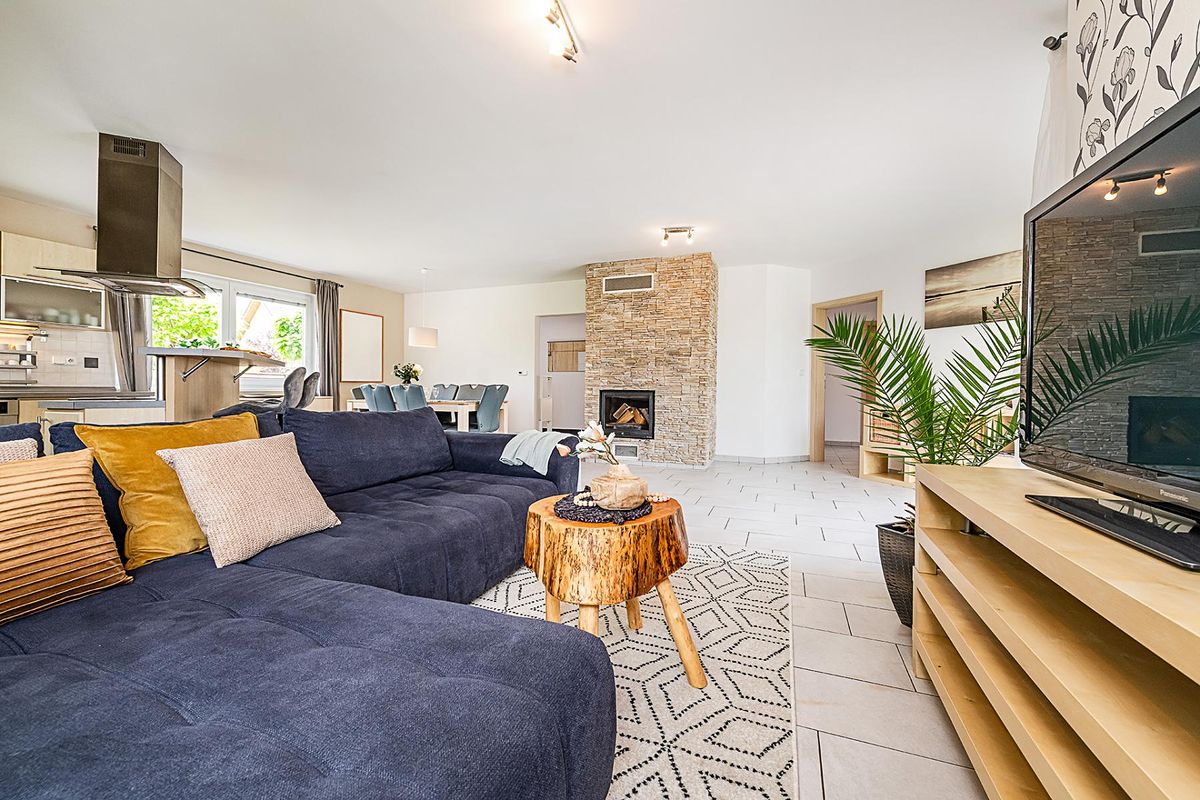 Prodej rodinného domu 138 m², pozemek 749 m² – fotografie 5