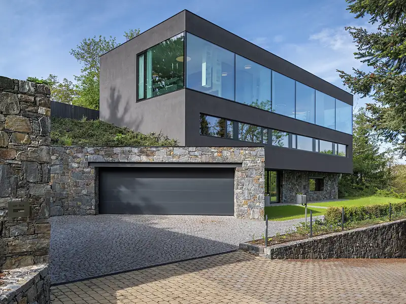 Prodej vily 575 m², pozemek 825 m², Praha – náhled fotky 3