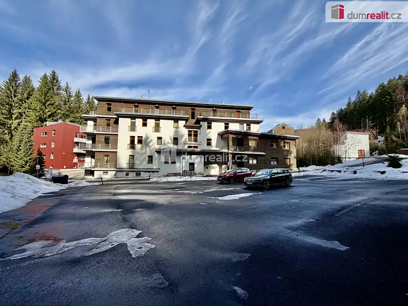 Prodej bytu 1+kk 28 m², Harrachov – náhled fotky 1