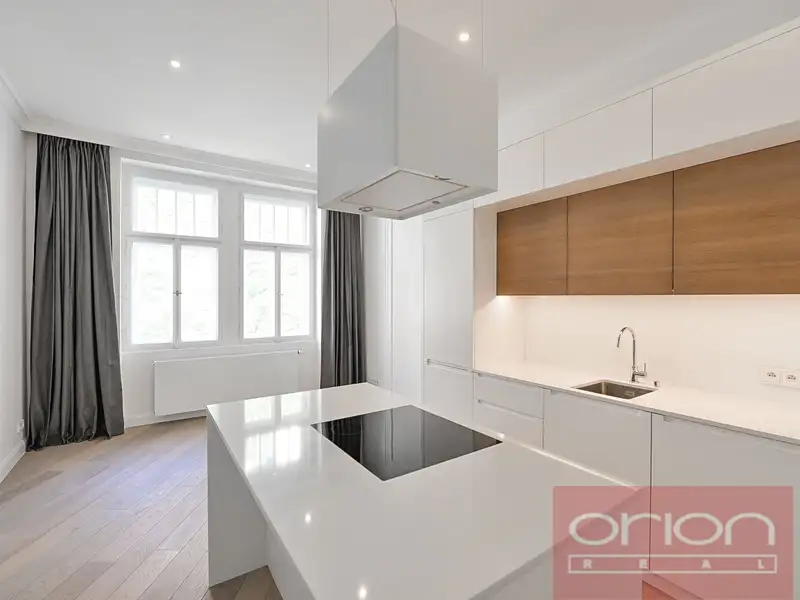 Pronájem bytu 2+kk 54 m², Praha – náhled fotky 2
