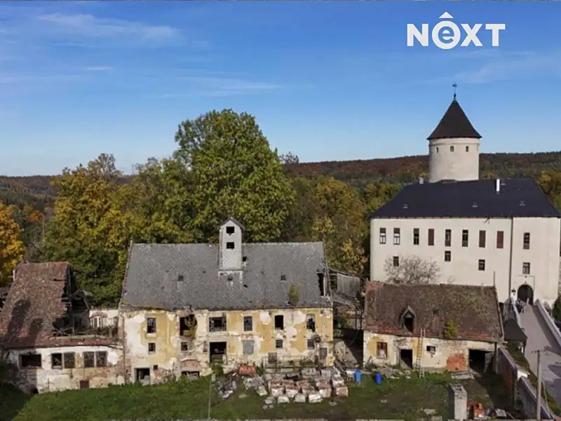 Prodej komerční nemovitosti 3503 m², Předhradí – náhled fotky 2
