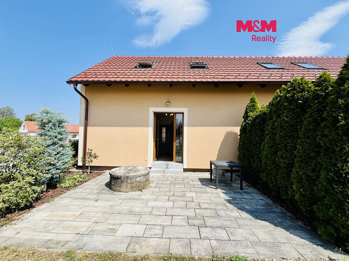 Pronájem bytu 3+kk 60 m²