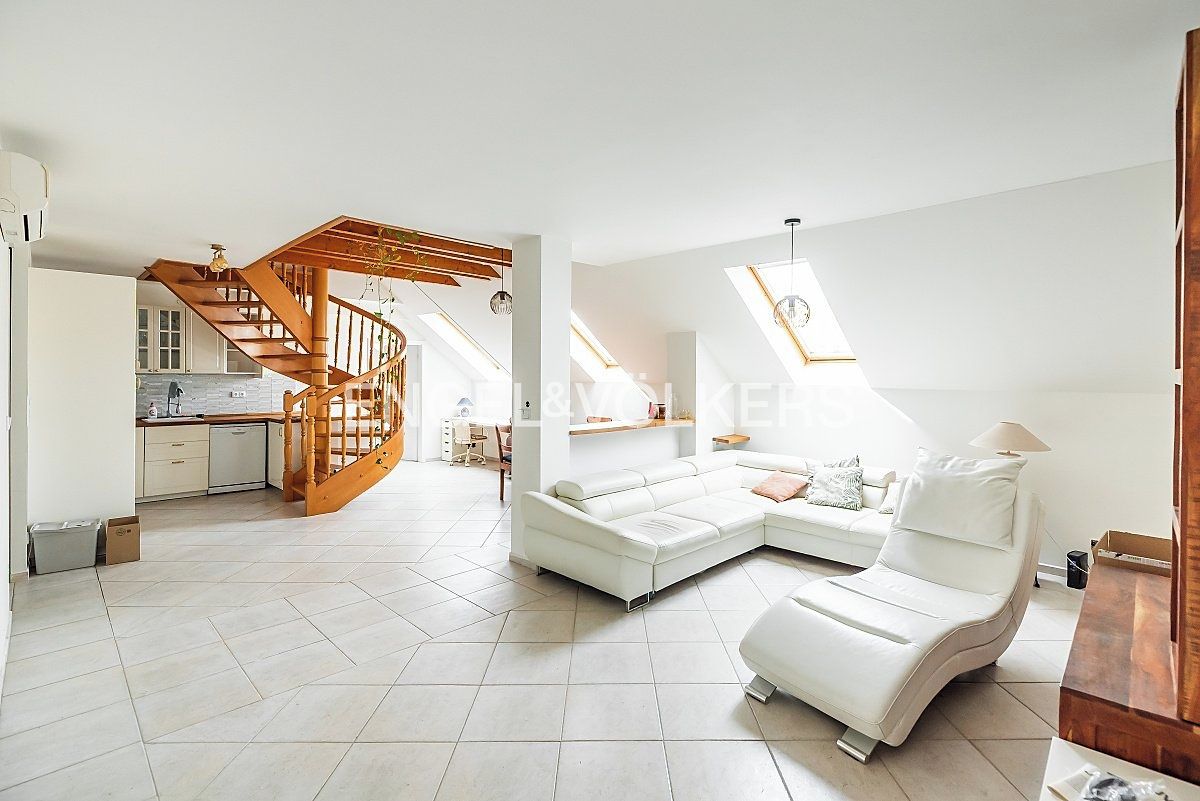 Pronájem bytu 3+kk 90 m²