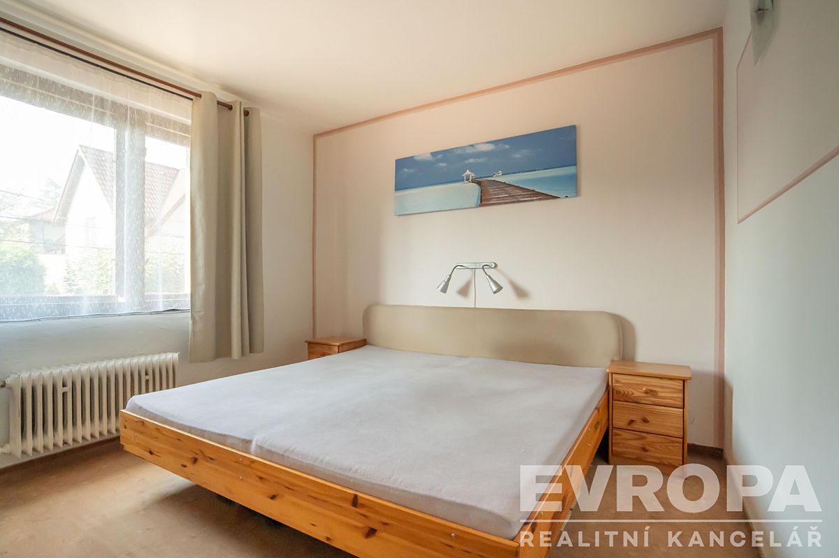 Prodej rodinného domu 209 m², pozemek 551 m² – fotografie 4