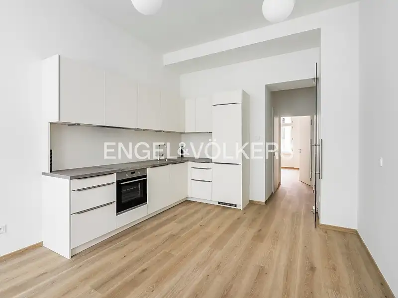 Pronájem bytu 3+kk 69 m², Praha – náhled fotky 2